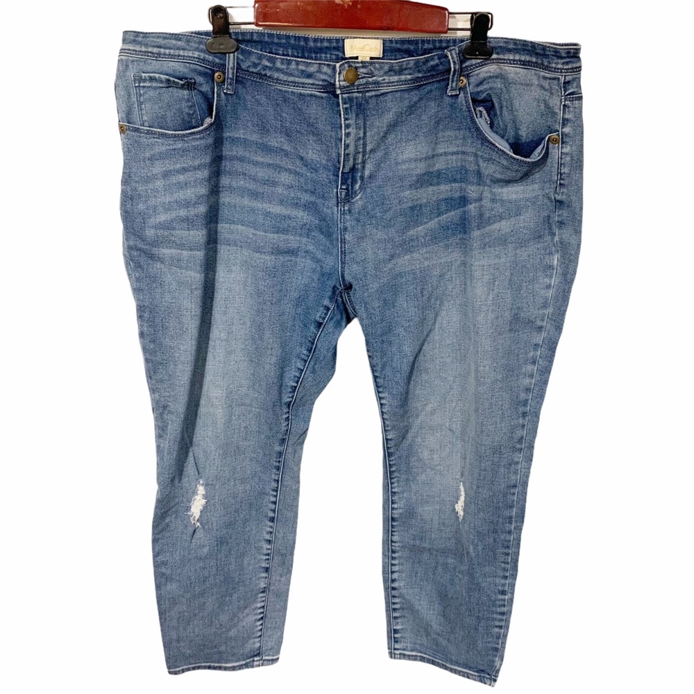 Modcloth Plus Size 3X Light Wash Distressed Ripped Straight Leg Jeans‎
